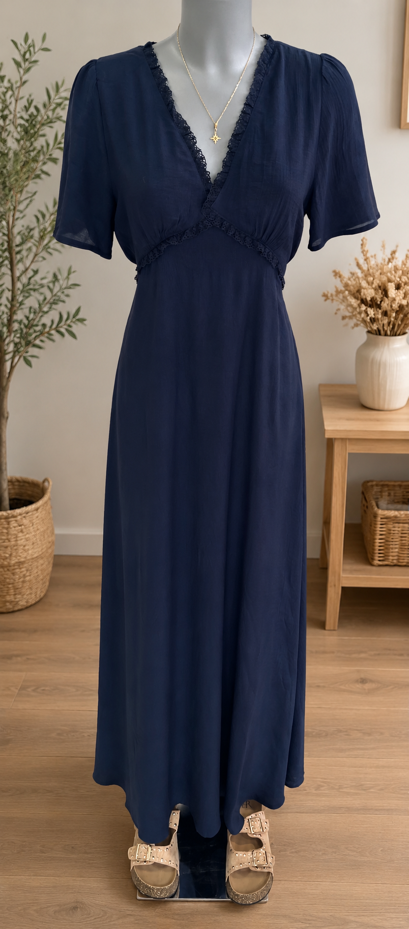 Robe longue marine à manches courtes