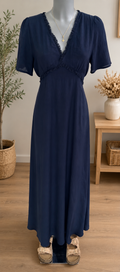 Robe longue marine à manches courtes