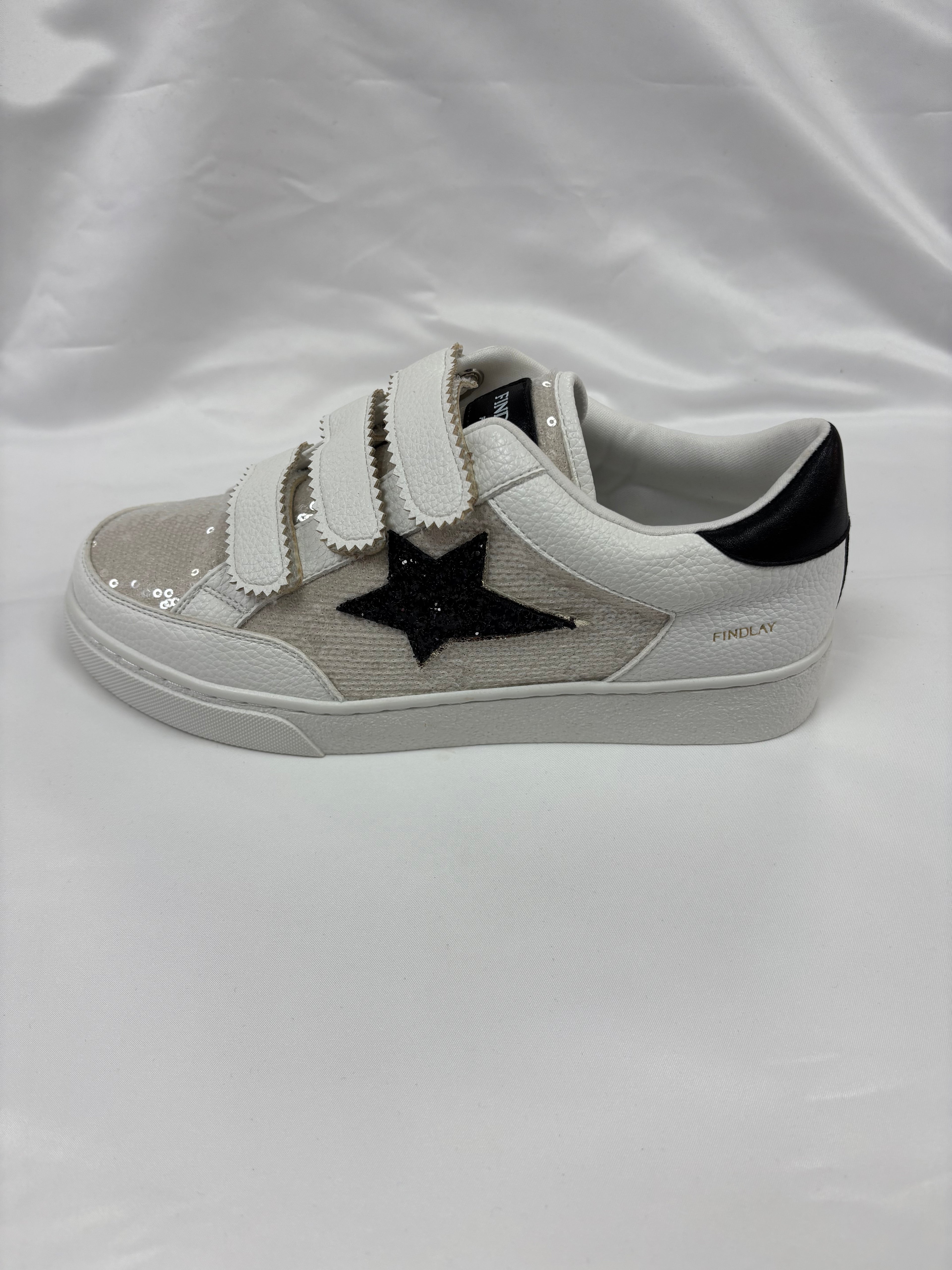 Baskets scratch blanches et noirs