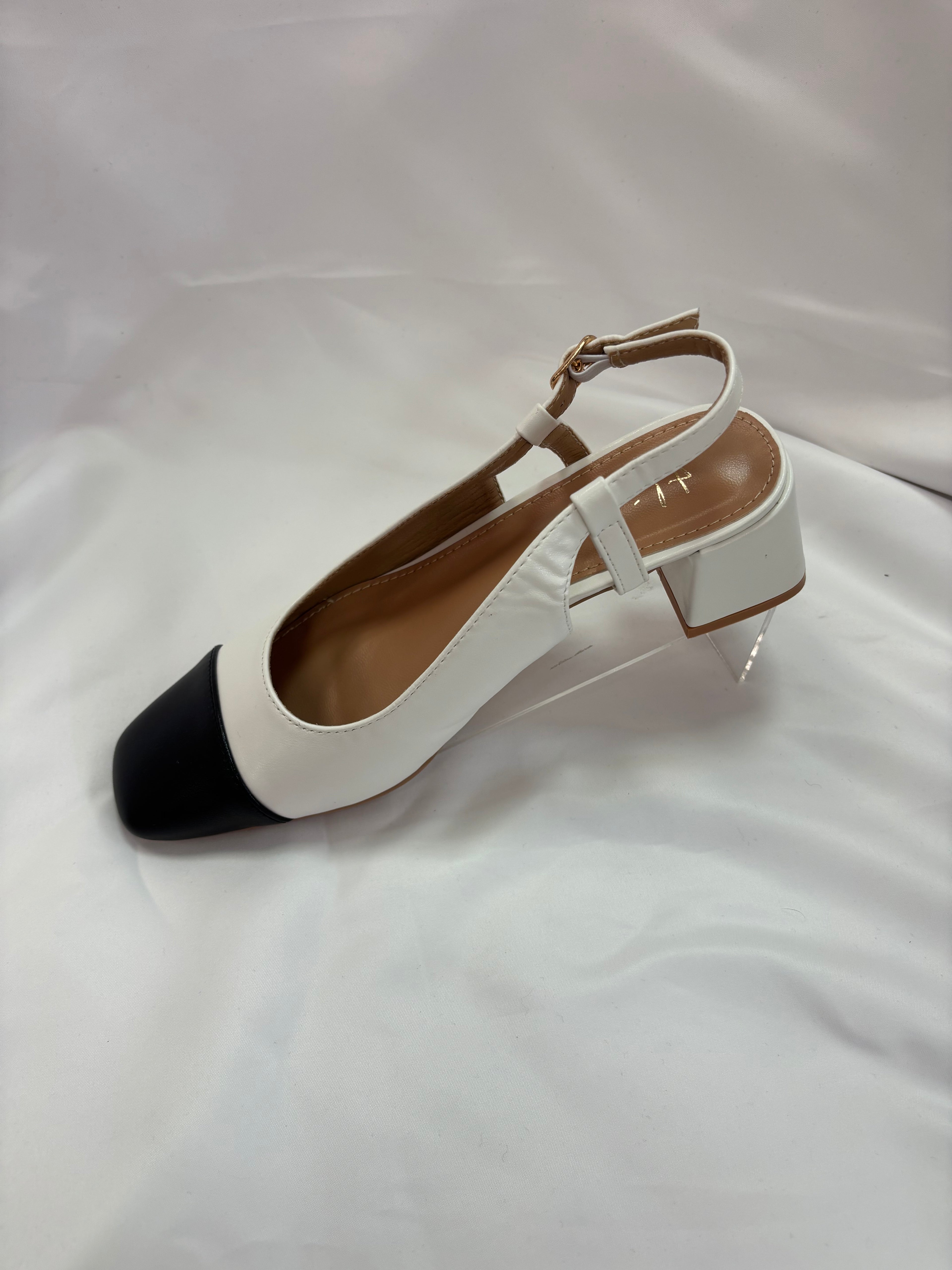 Escarpin noir et blanc
