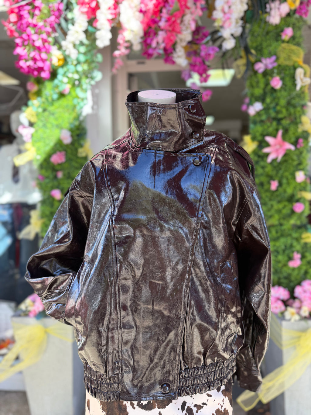 Veste col montant  en similicuir marron foncé