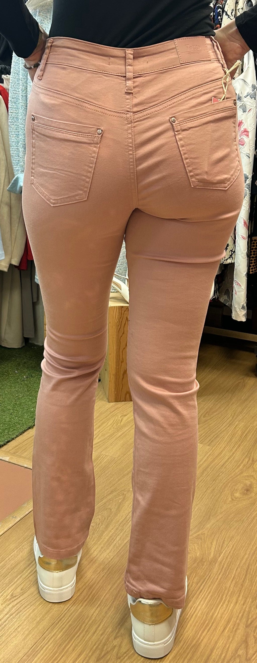 Jean voggo rose poudré droit