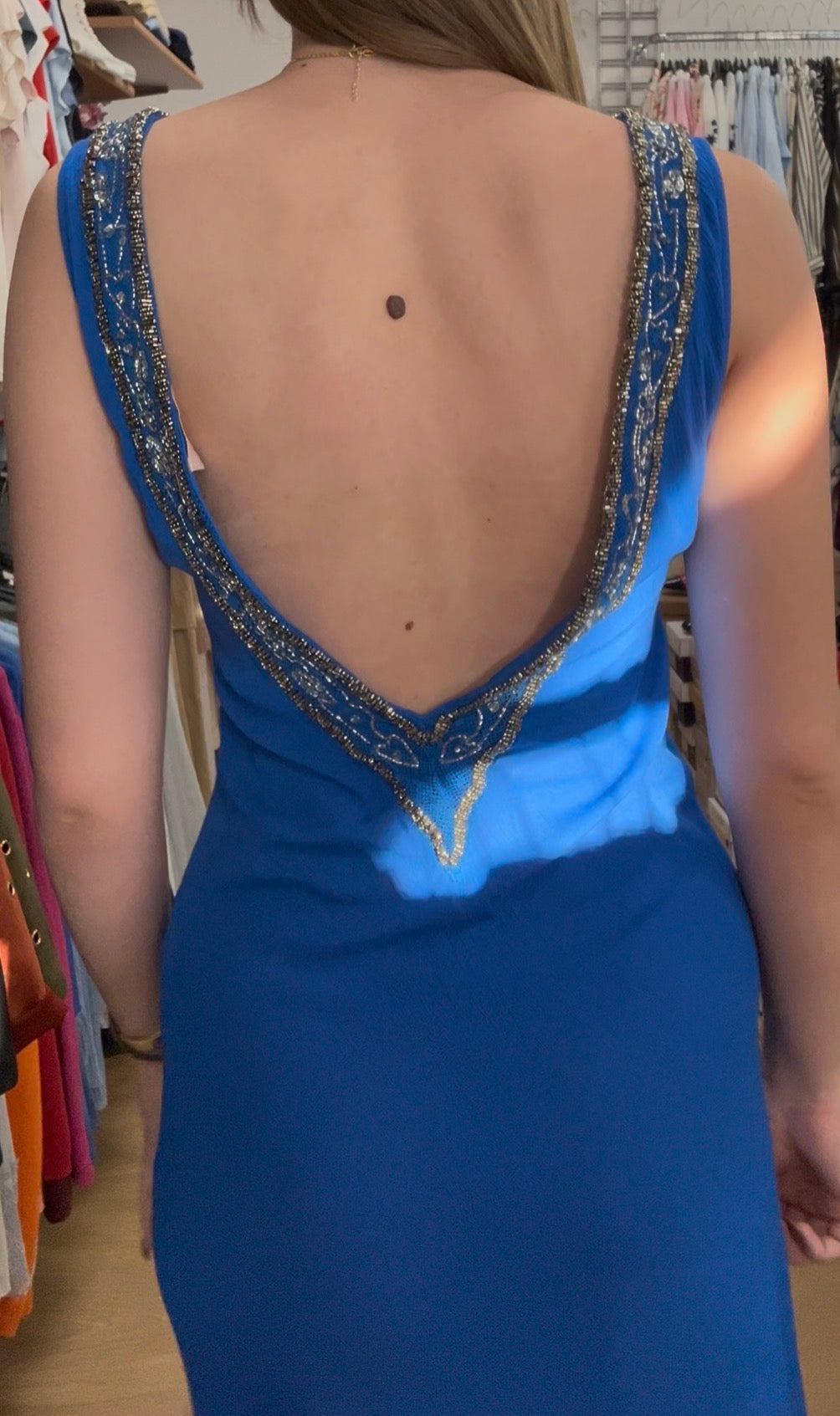 Robe longue bleu dos nu