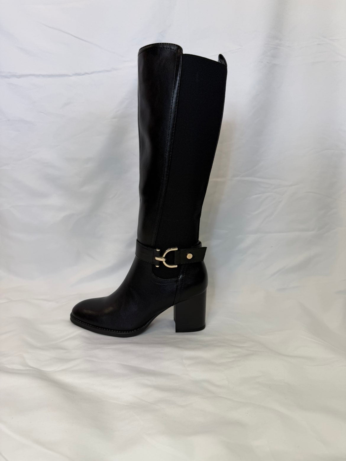 Bottes noires à boucle