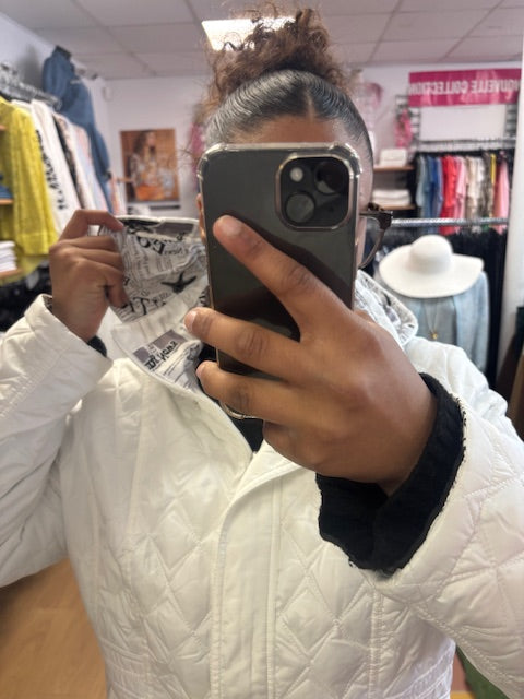 Manteau blanc matelassé