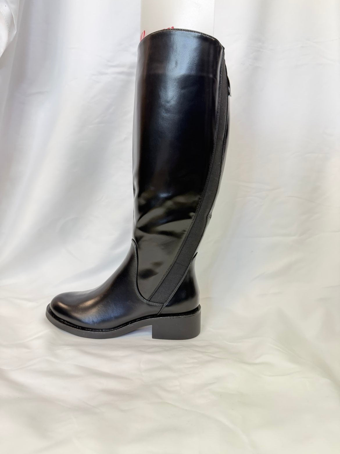 Botte noir élastique